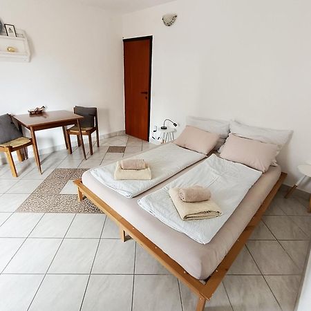 Apartamento Casa Nostra II Funtana Exterior foto